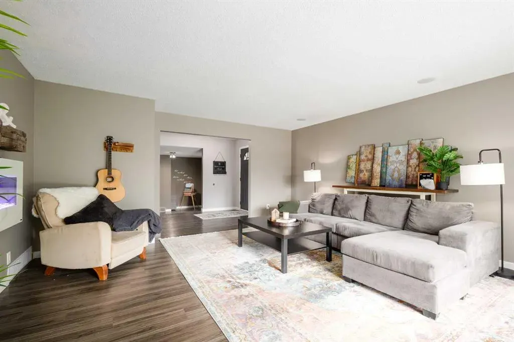 36 Deermeade Road SE