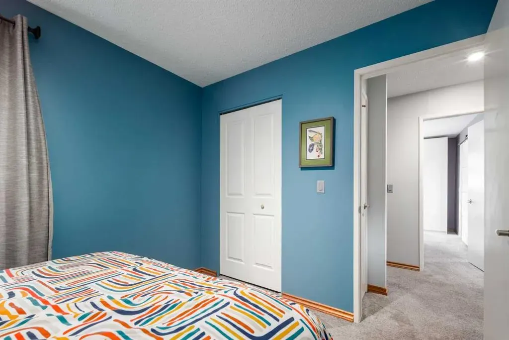 36 Deermeade Road SE