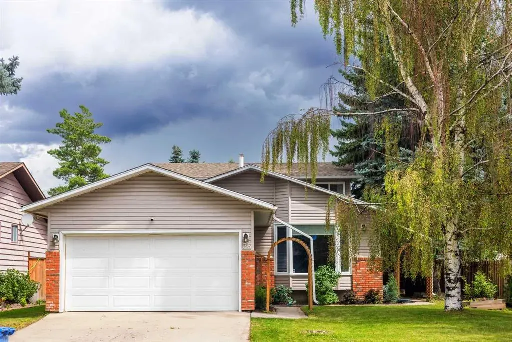 36 Deermeade Road SE