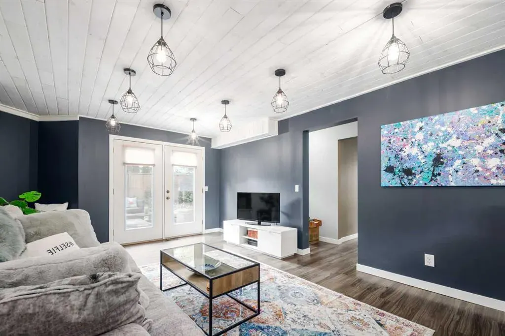 36 Deermeade Road SE