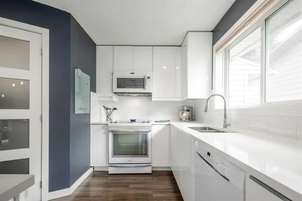 36 Deermeade Road SE