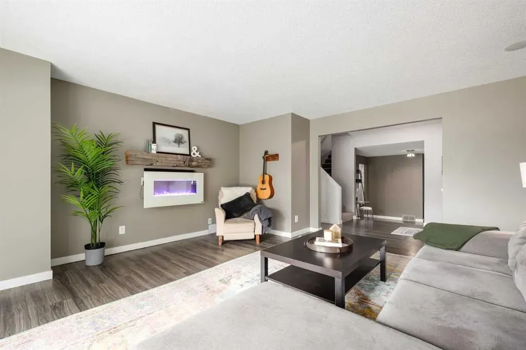 36 Deermeade Road SE