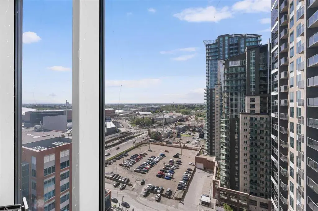 211 13 Avenue SE, #1708