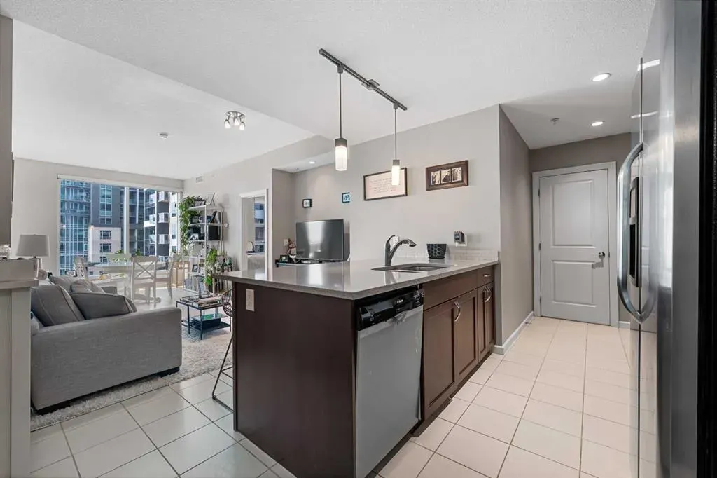 211 13 Avenue SE, #1708