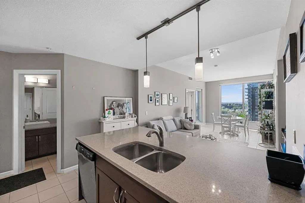 211 13 Avenue SE, #1708
