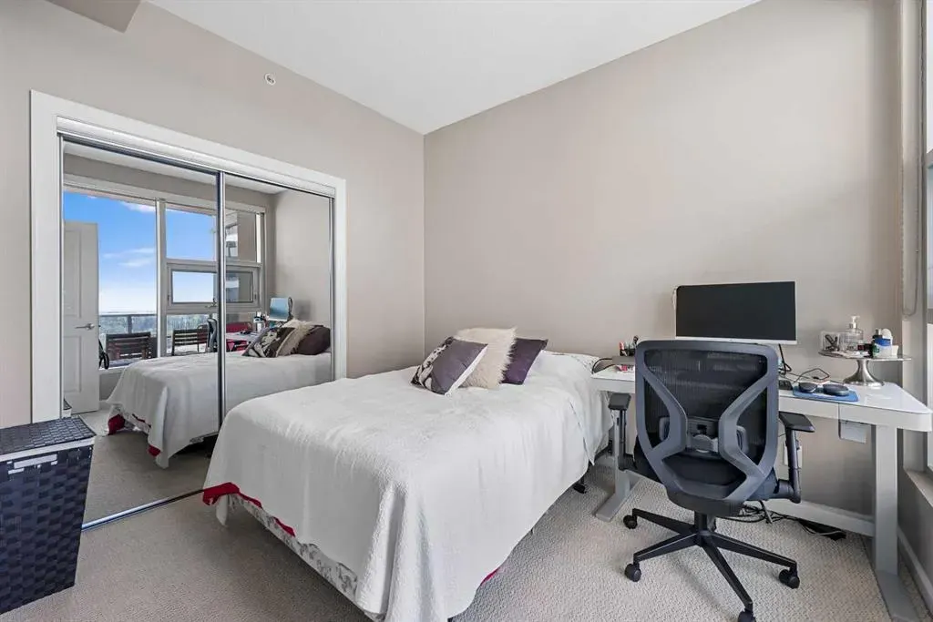 211 13 Avenue SE, #1708