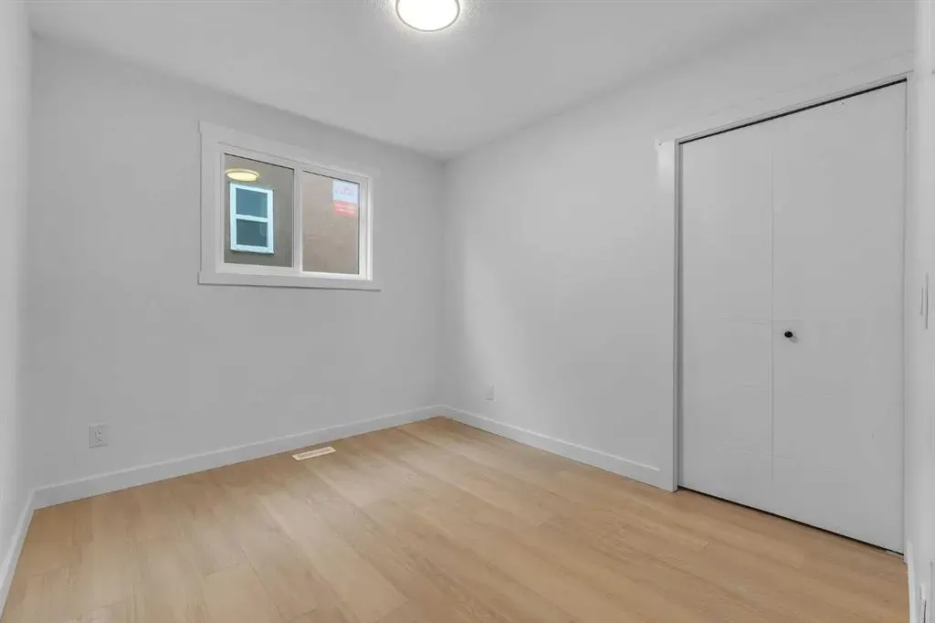 247 Rundlecairn Road NE