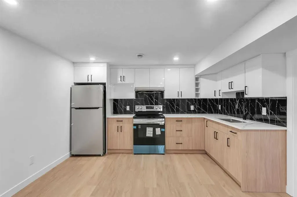 247 Rundlecairn Road NE
