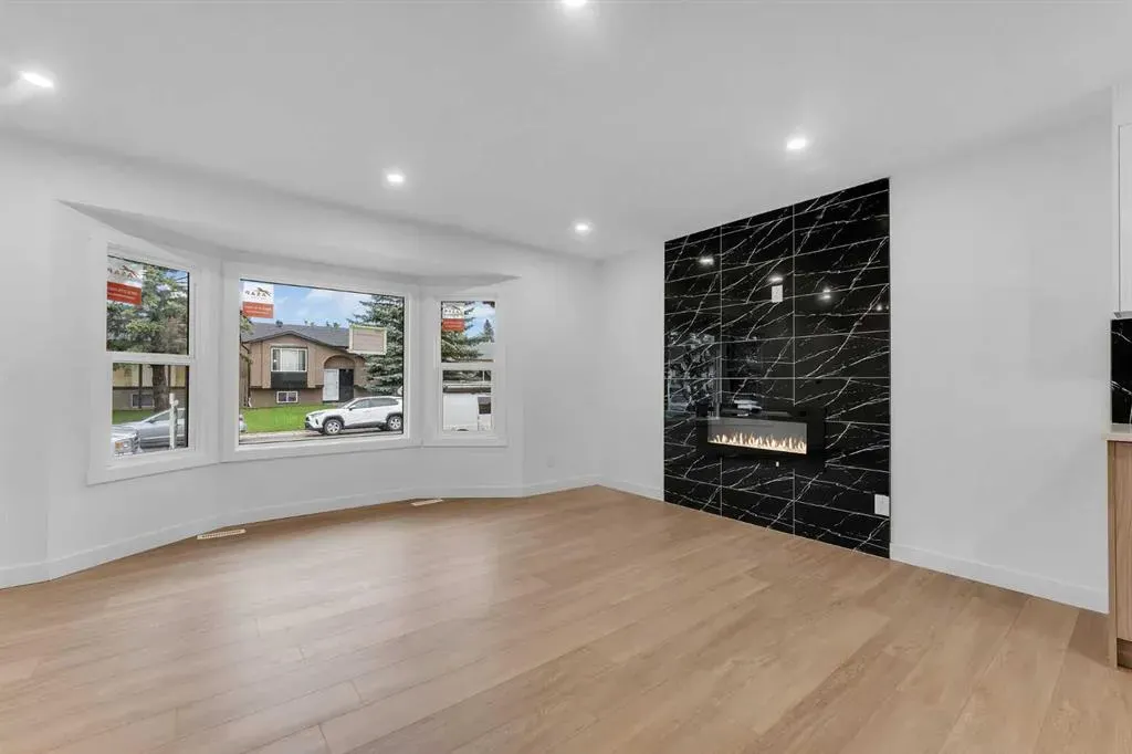 247 Rundlecairn Road NE