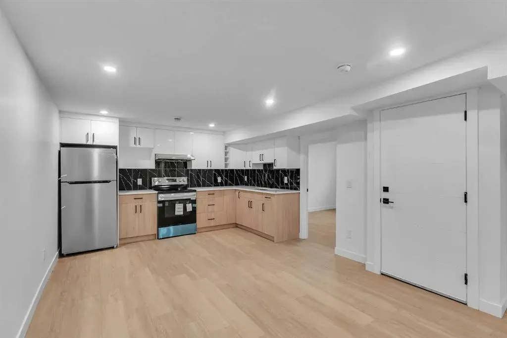 247 Rundlecairn Road NE