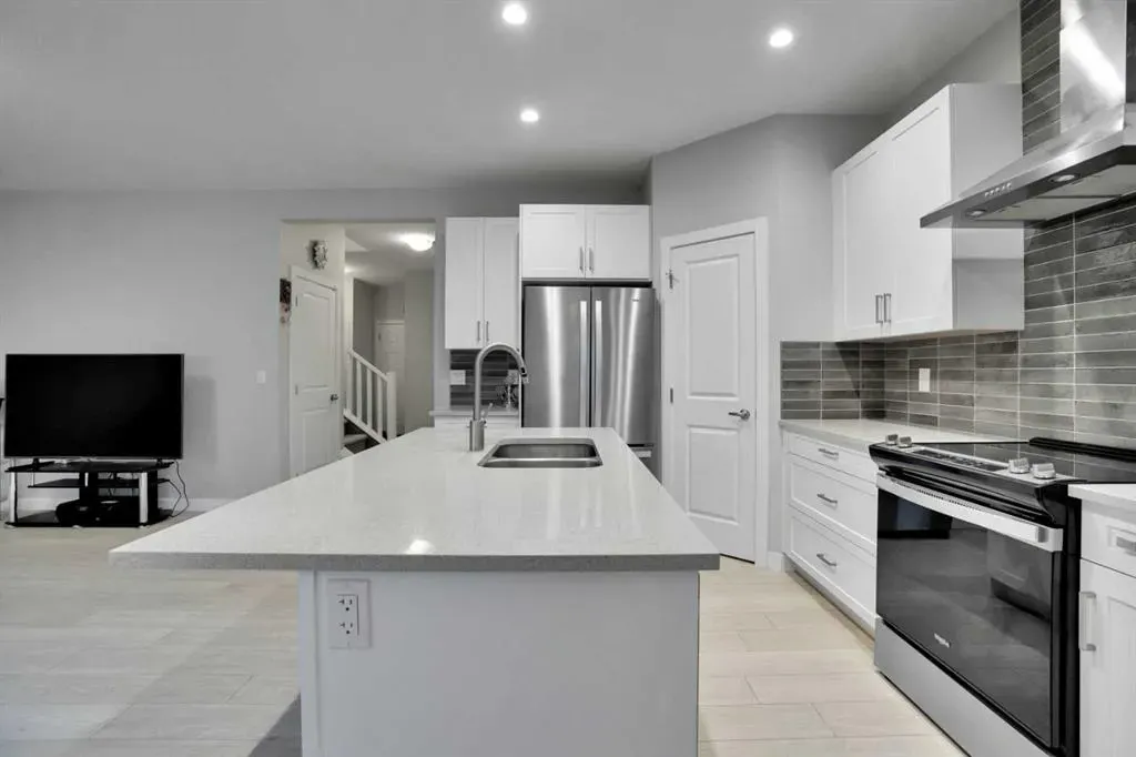 232 Cornerbrook Common NE