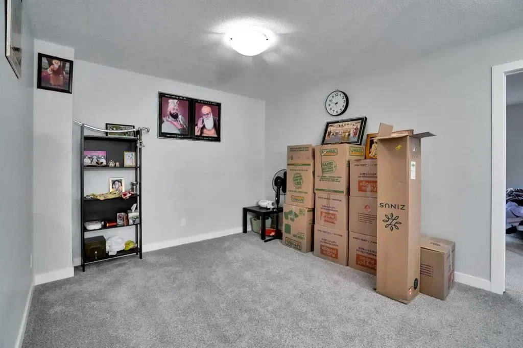 232 Cornerbrook Common NE