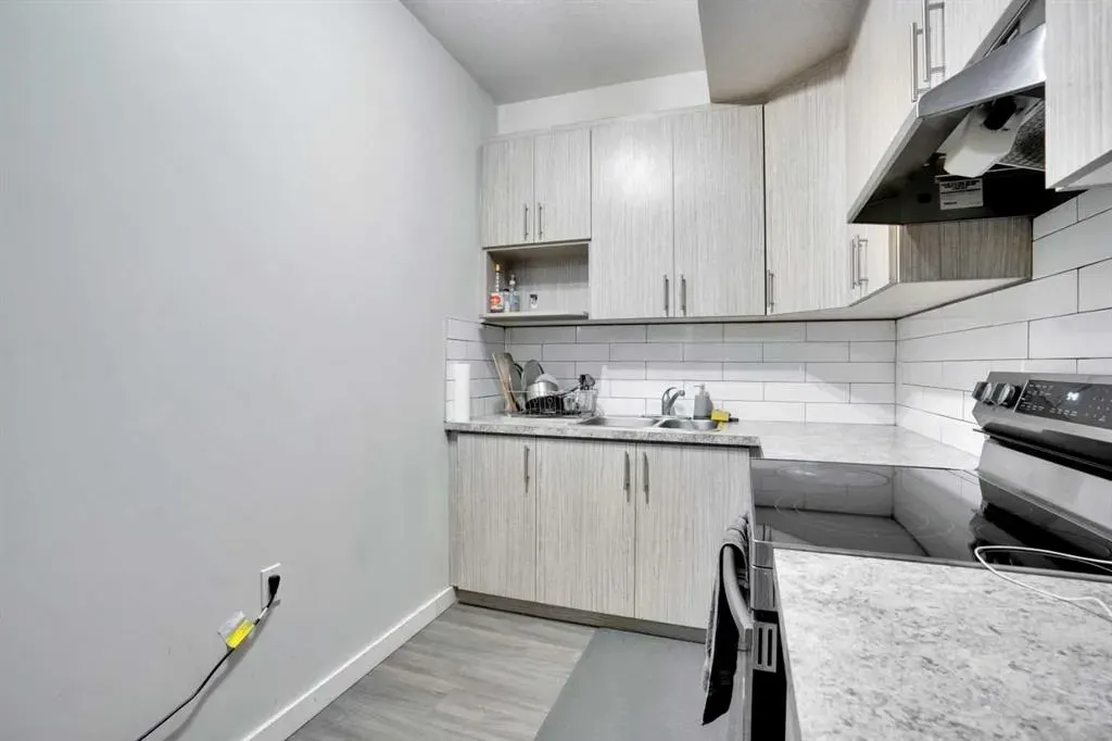 232 Cornerbrook Common NE