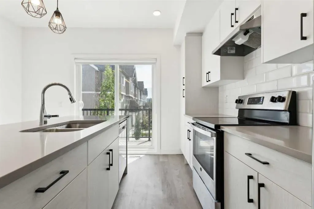24 Rivercrest Drive, #203