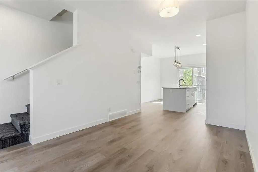 24 Rivercrest Drive, #203
