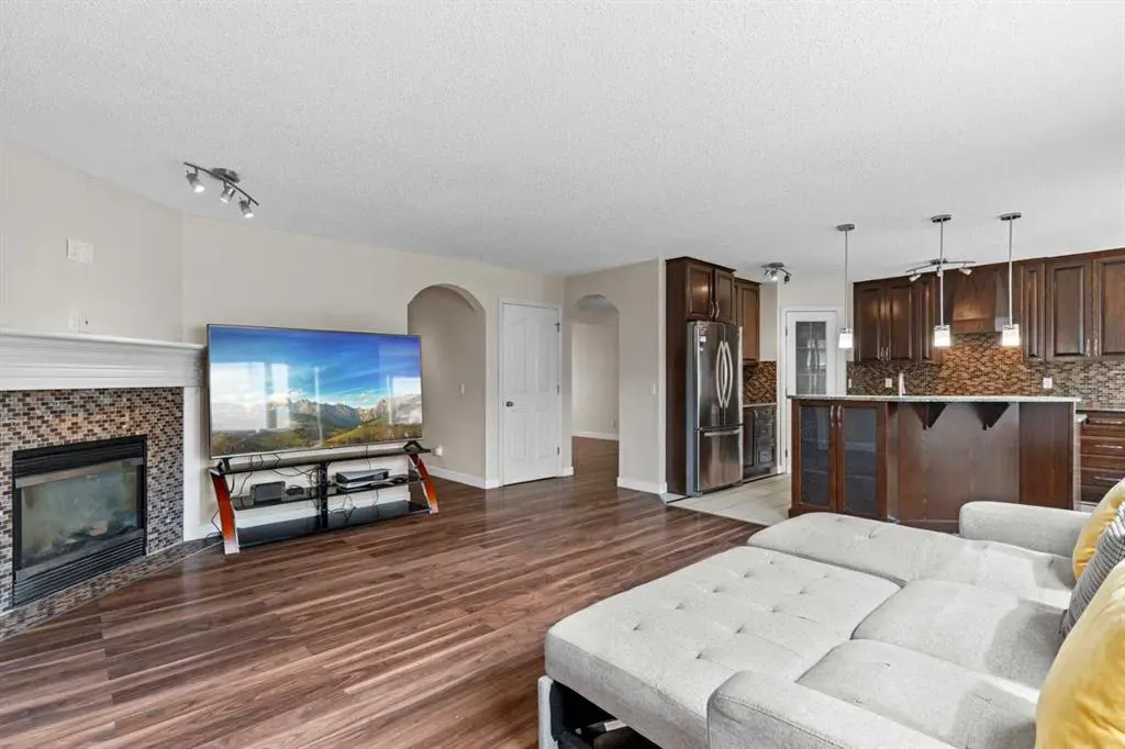 216 Coral Reef Manor NE