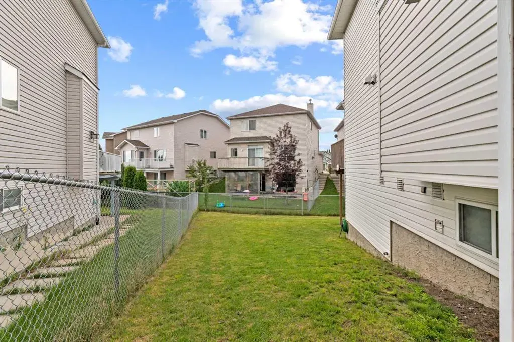 216 Coral Reef Manor NE