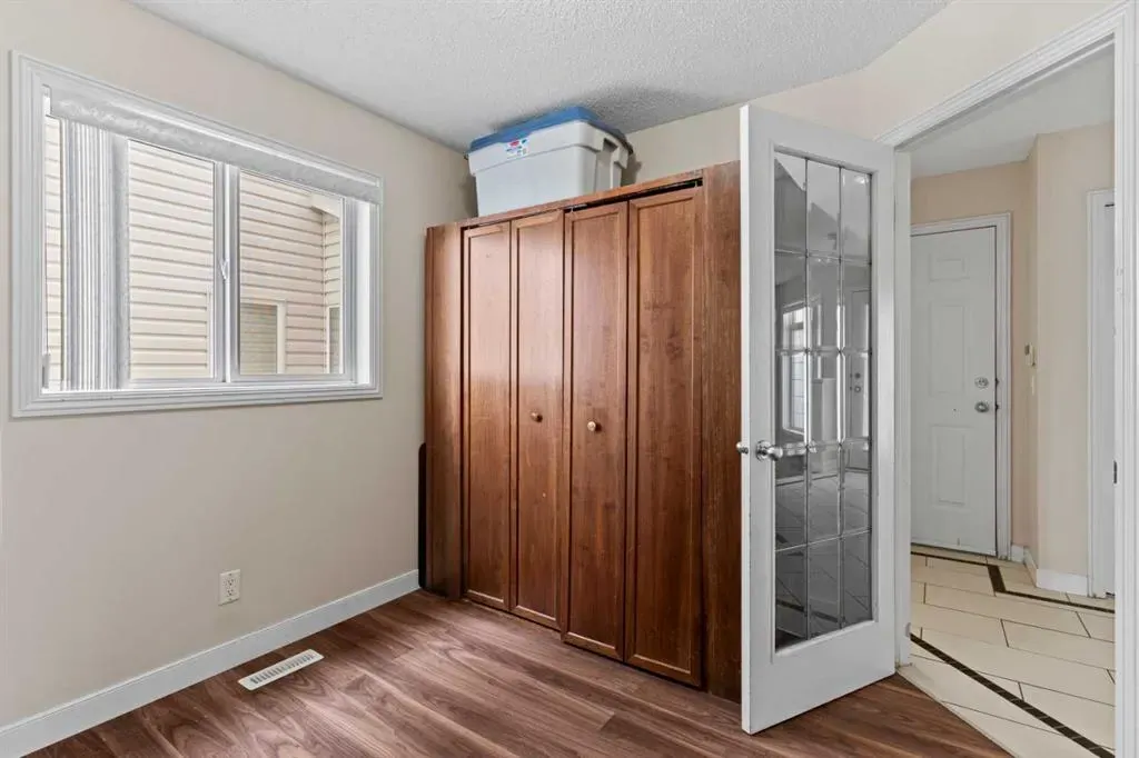 216 Coral Reef Manor NE