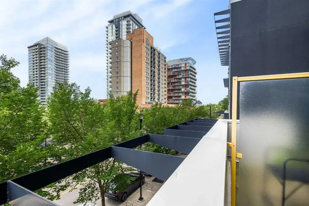 535 8 Avenue SE, #212