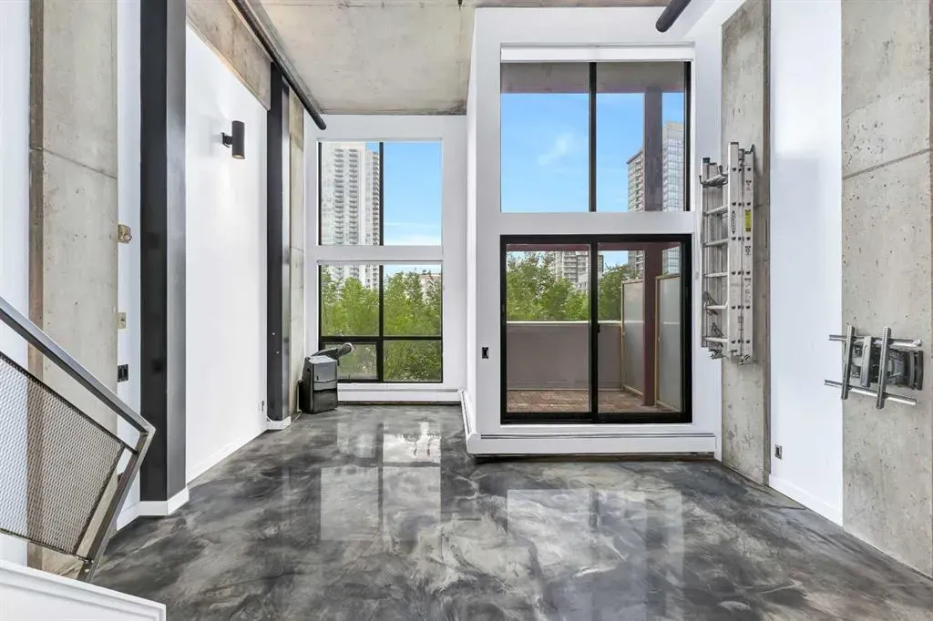 535 8 Avenue SE, #212