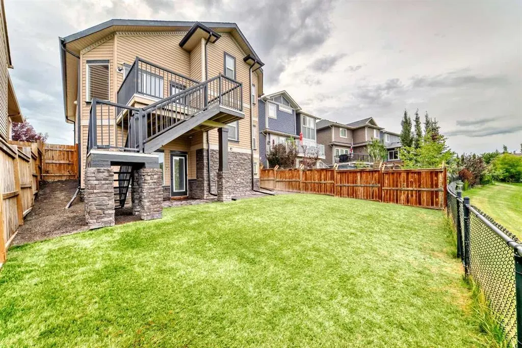228 Kingston Way SE