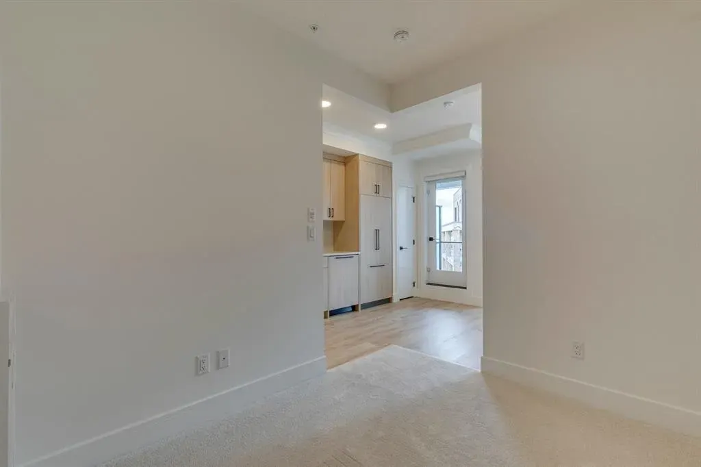 4270 Norford Avenue NW, #1314