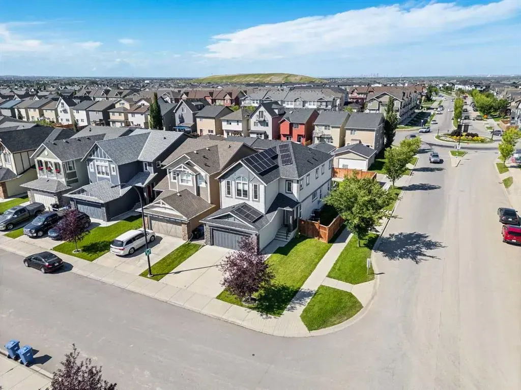 4 Legacy Court SE