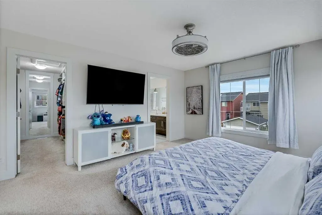 4 Legacy Court SE
