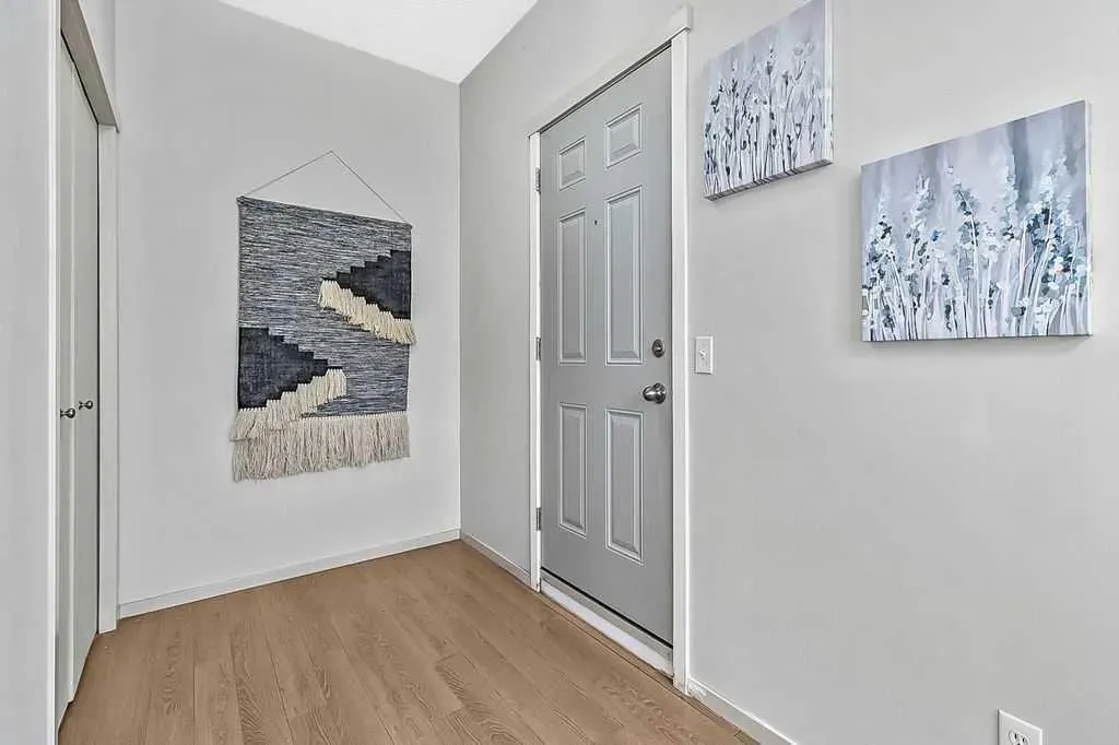 213 Copperstone Cove SE