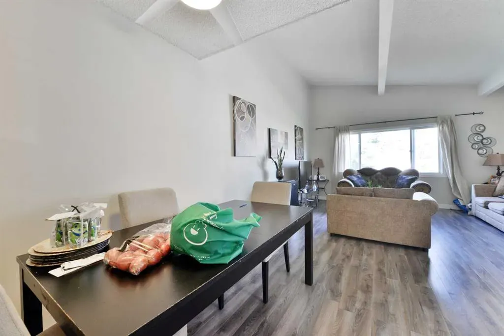 927 43 Street SW, #A & B