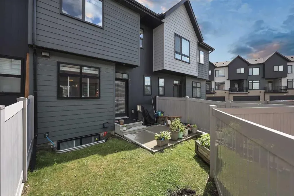 1224 Sage Meadows Gardens NW