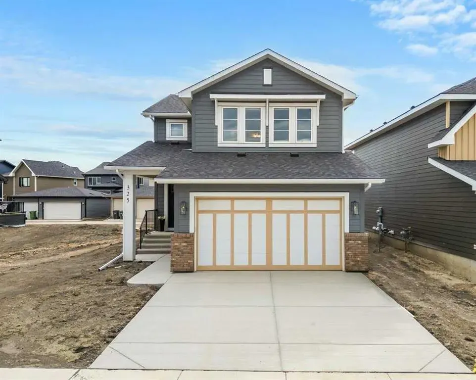 325 Grayling Manor