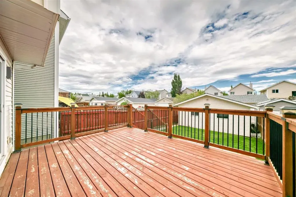 66 Prestwick Way SE
