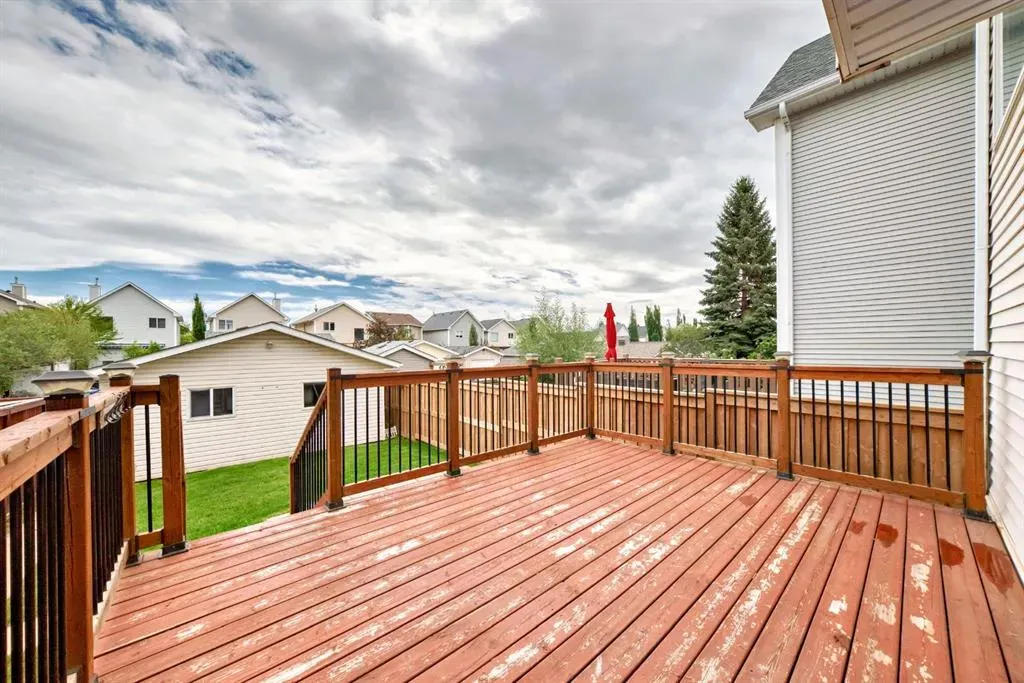 66 Prestwick Way SE