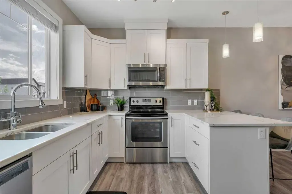 82 Skyview Ranch Avenue NE