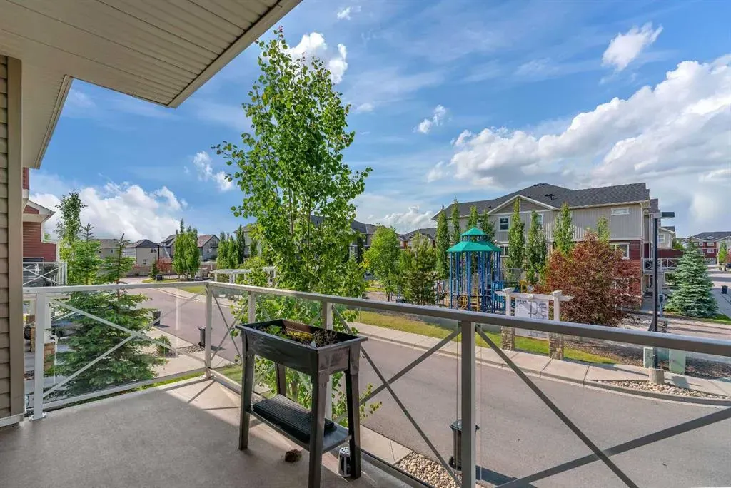 82 Skyview Ranch Avenue NE