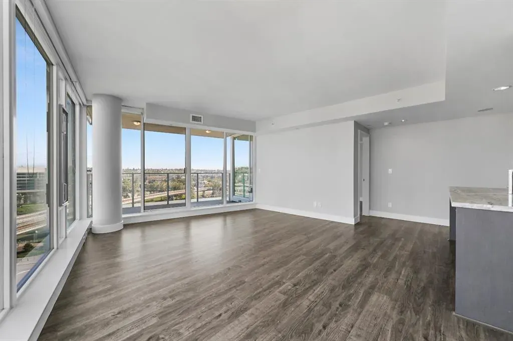 519 Riverfront Avenue SE, #1102