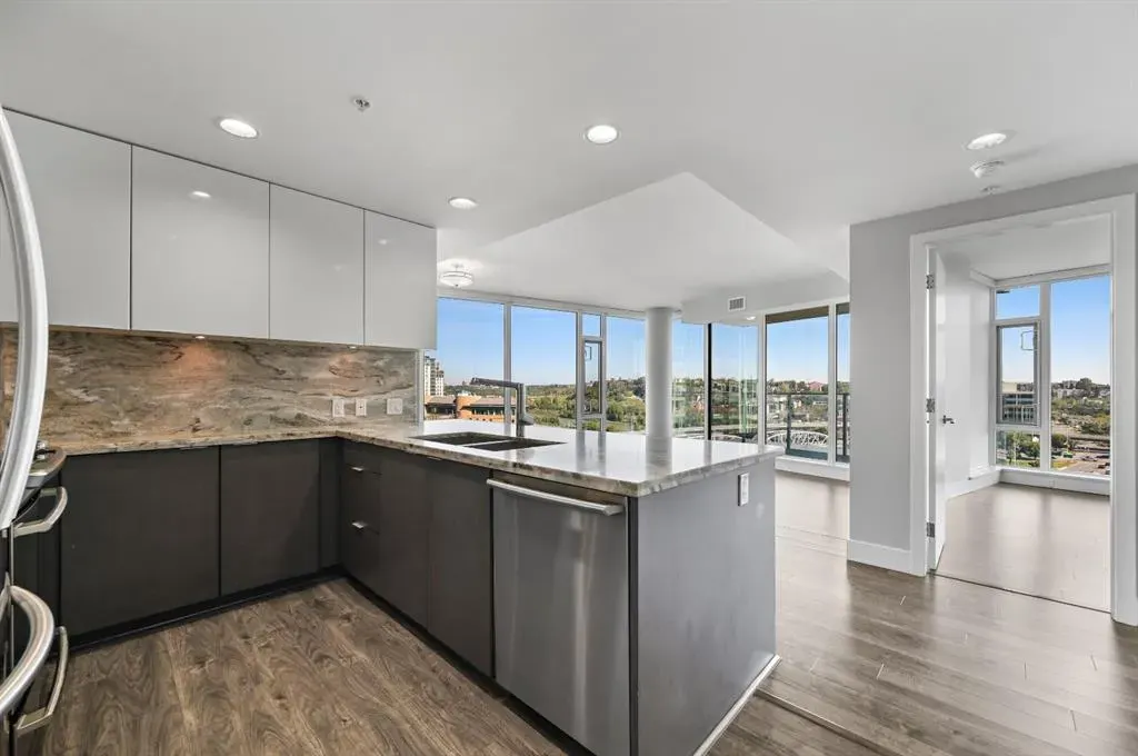 519 Riverfront Avenue SE, #1102