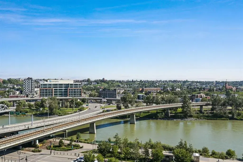 519 Riverfront Avenue SE, #1102
