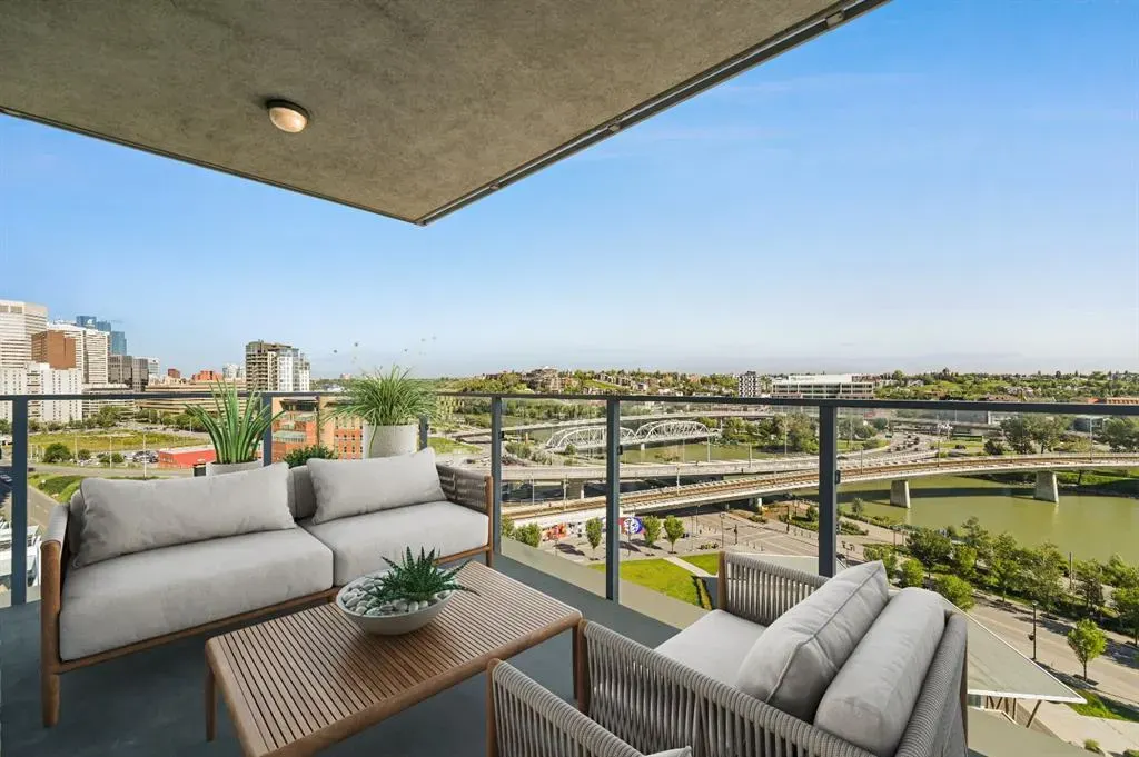 519 Riverfront Avenue SE, #1102