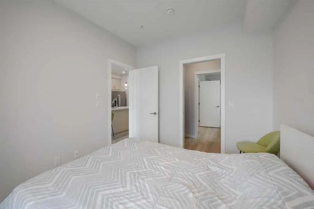 200 Shawnee Square SW, #102