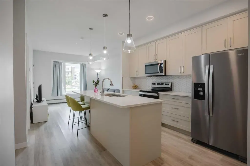 200 Shawnee Square SW, #102