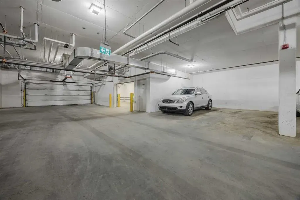 200 Shawnee Square SW, #102
