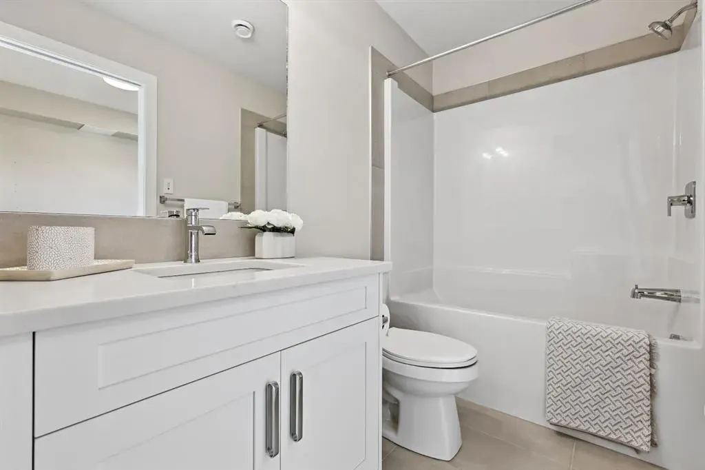 1802 Mahogany Boulevard SE, #8215