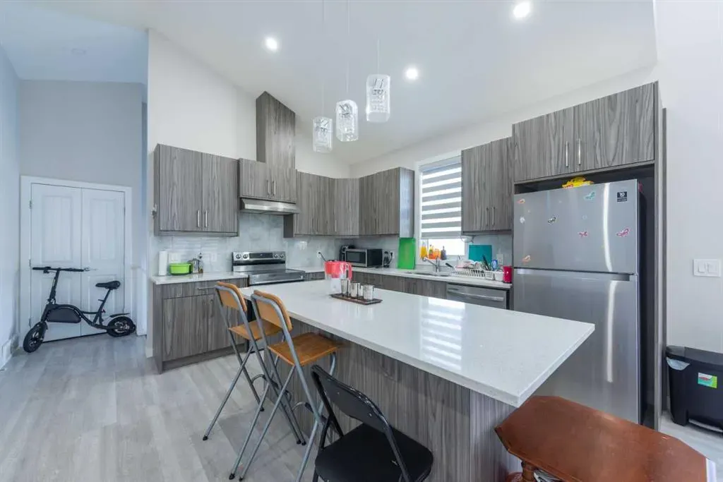 41 7 Avenue SE, #6