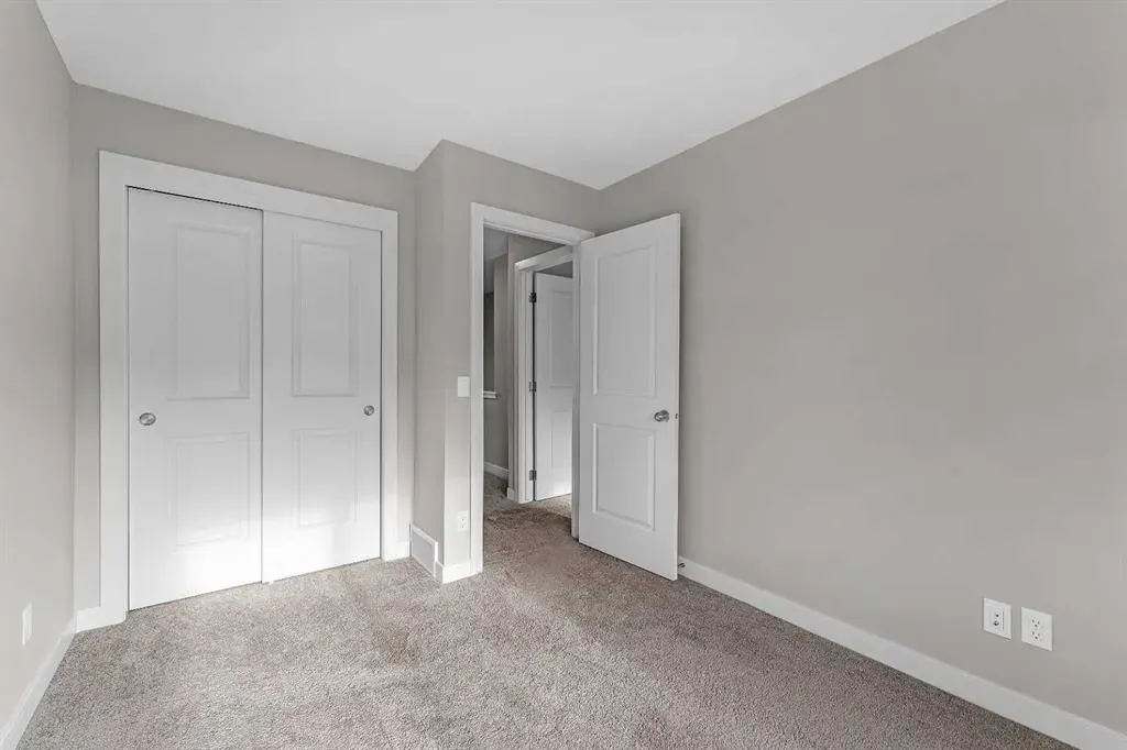 6 Stonehouse Crescent NW