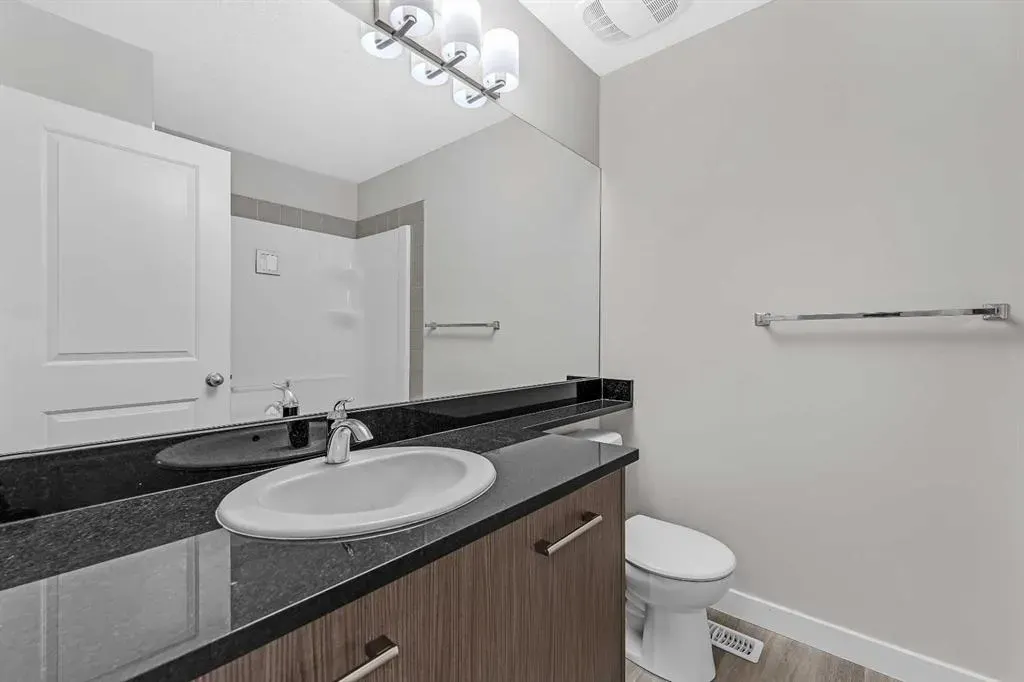 6 Stonehouse Crescent NW