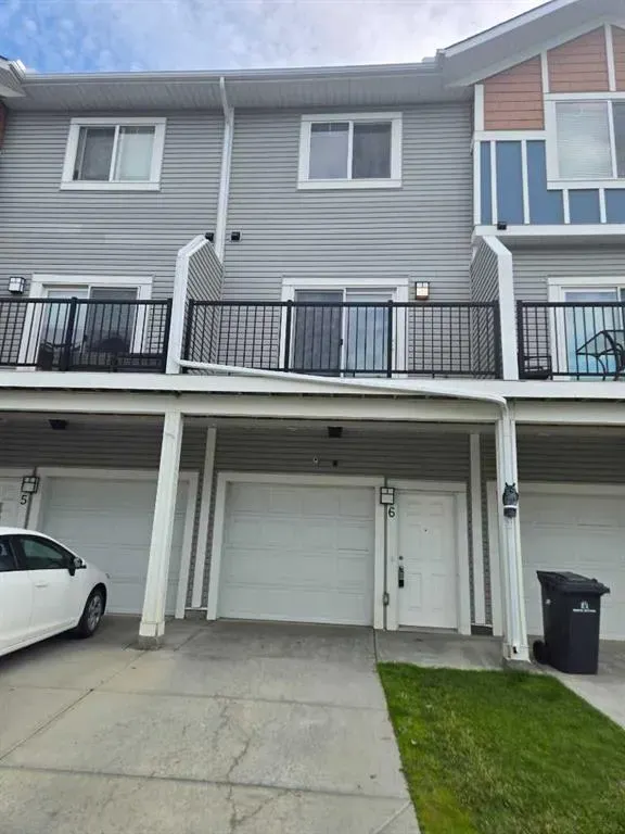 6 Stonehouse Crescent NW