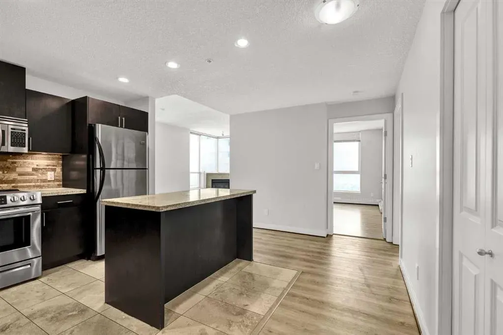 77 Spruce Place SW, #2207