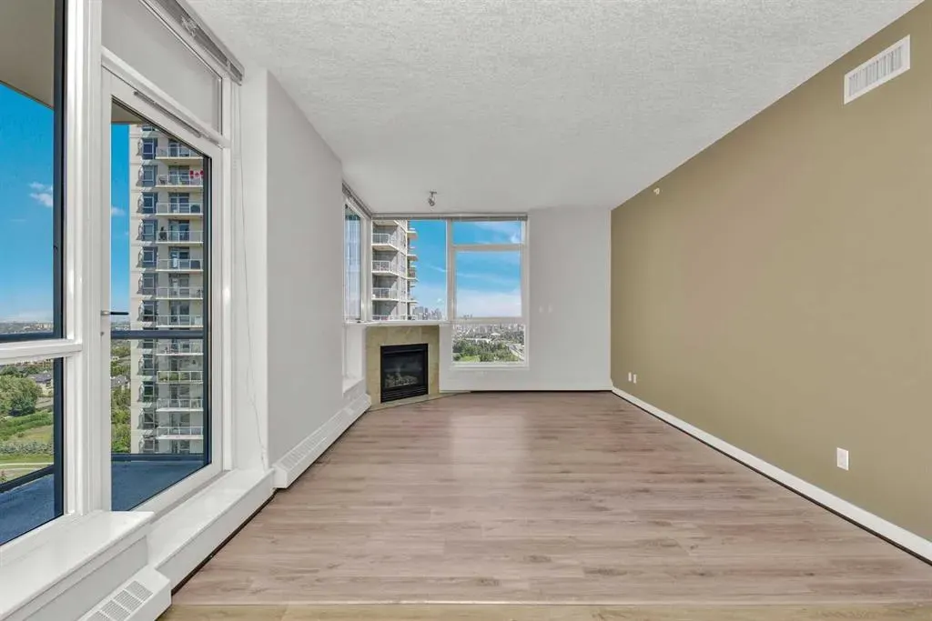 77 Spruce Place SW, #2207